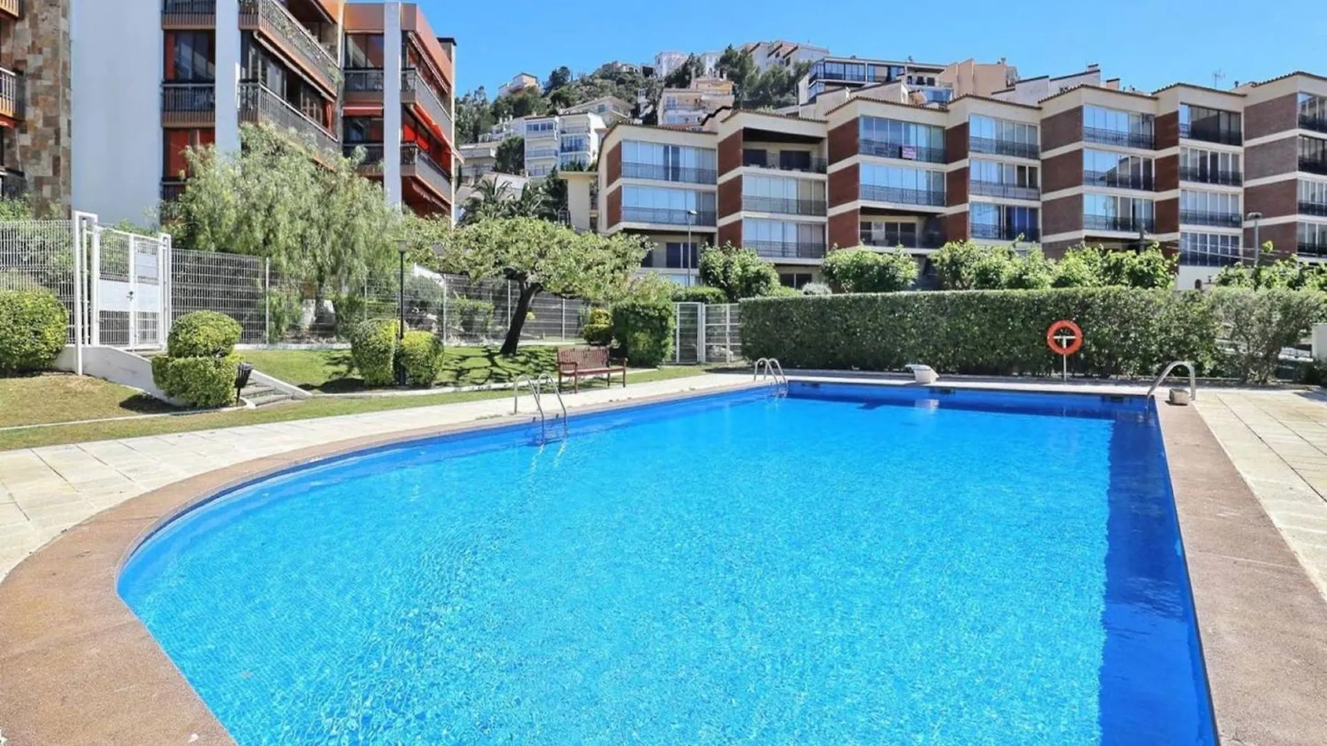 Private Villa In Roses With Pool Spain