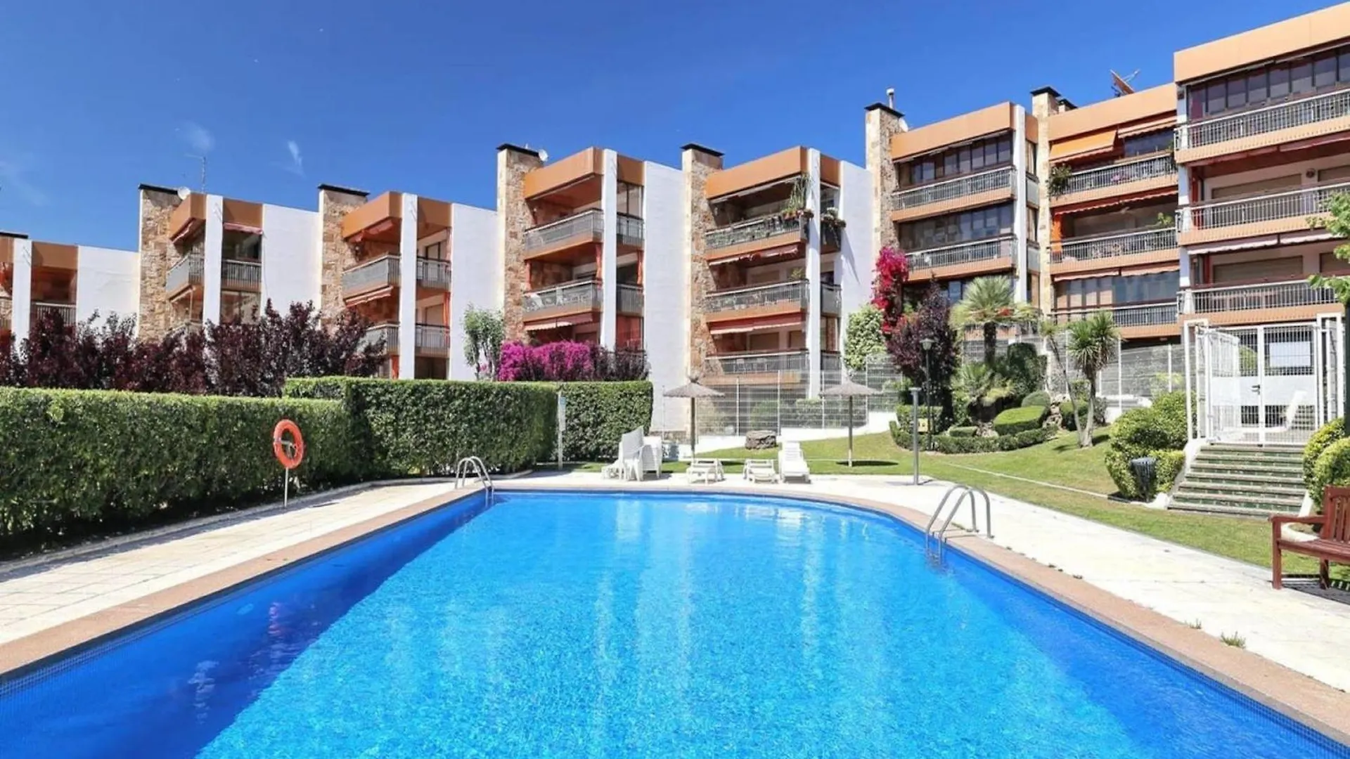 Apartment Private Villa In Roses With Pool Spain